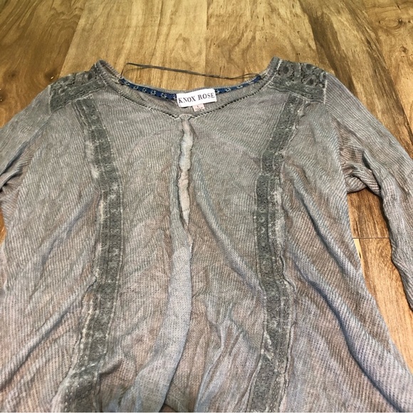 Knox Rose Grey Green Burnout Fade Front Tie Long Sleeve Womens Shirt Large PICS - Picture 3 of 10